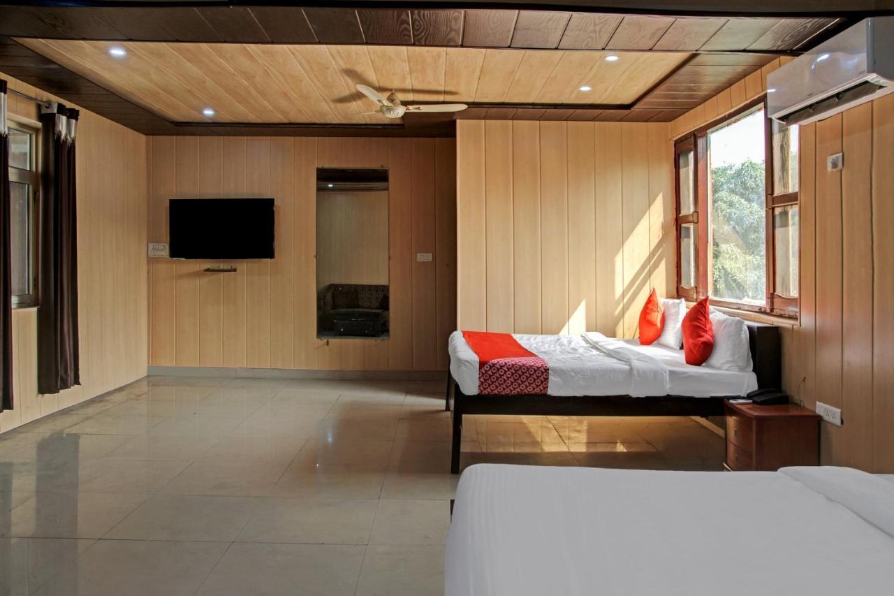Oyo 62241 Swastik Garden Otel Dhāmpur Dış mekan fotoğraf